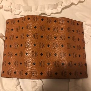 MCM Wallet
